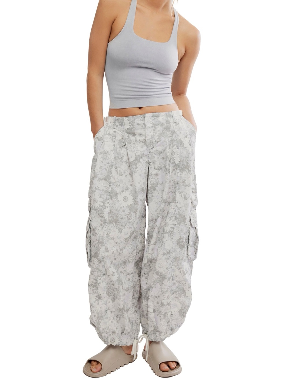 NWT Free People Charmer Camo Floral Utility Pants size XS in Ivory/Grey